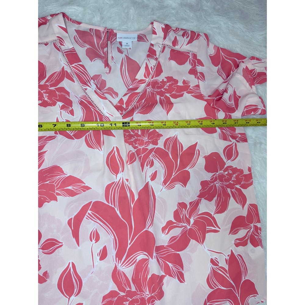 Liz Claiborne Pink Coral Floral V-Neck Blouse Short Sleeve Top Medium - Picture 7 of 8
